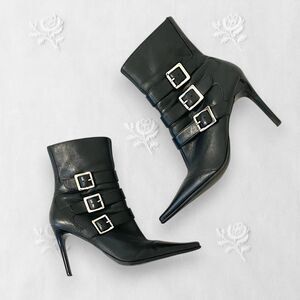 Bakers Helena Black Smooth Leather Pointy Toe Silver Buckle Stiletto Boots US 7
